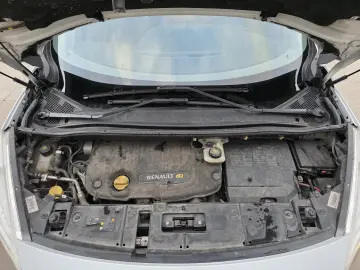 Renault Grand Scenic Bose Edition Automat 2.0L dCi 180CP