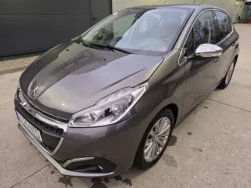 Peugeot 208 Allure 17.121km AUTOMAT Self Parking