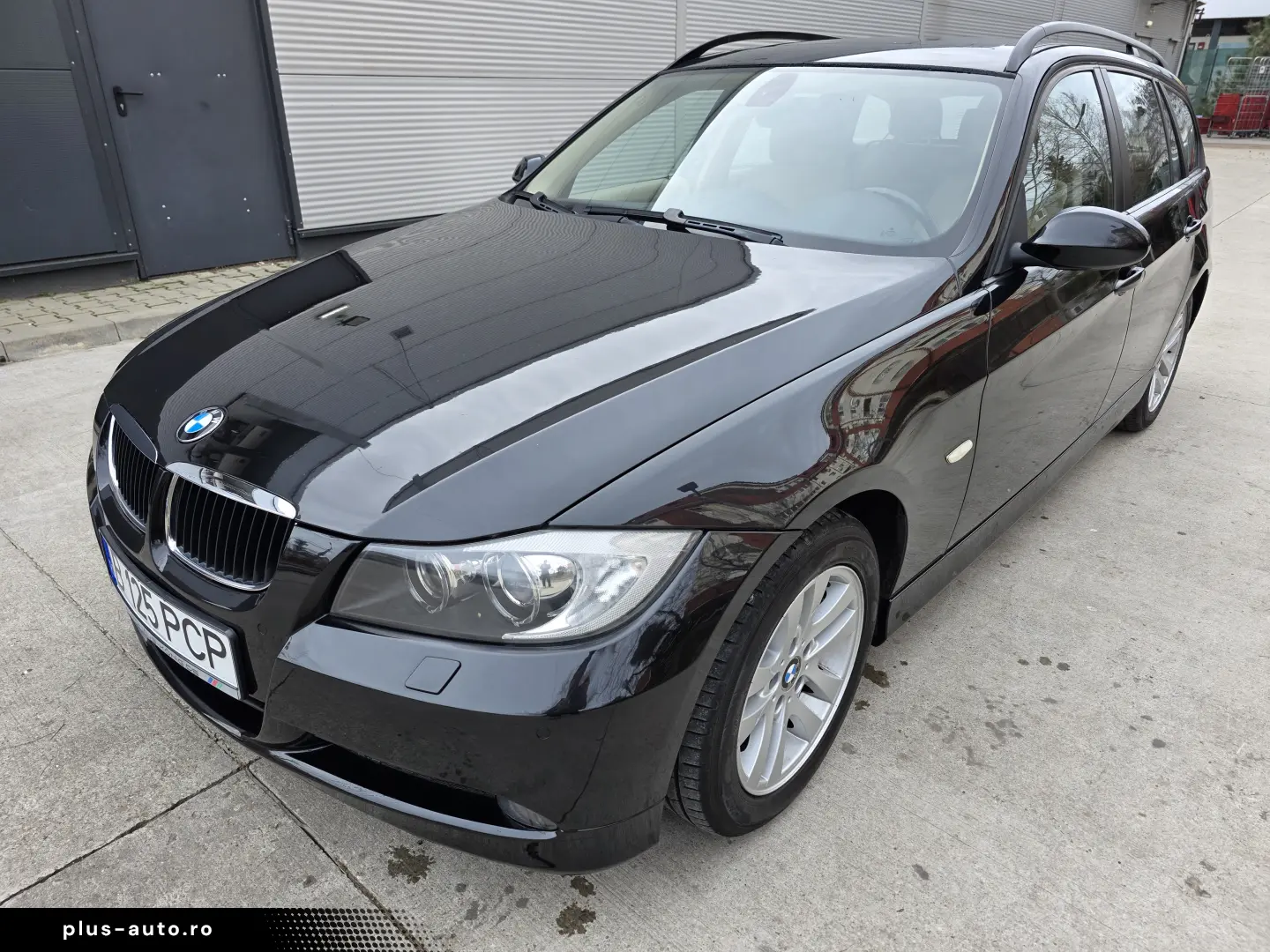 BMW 320i Exclusive  Service Recent  Trapa Cruise Control