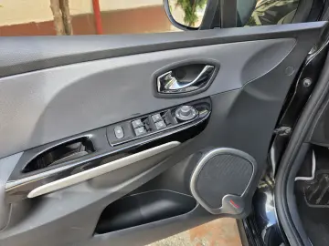 Renault Clio GT AUTOMAT PDC Camera Keyless Climatronic