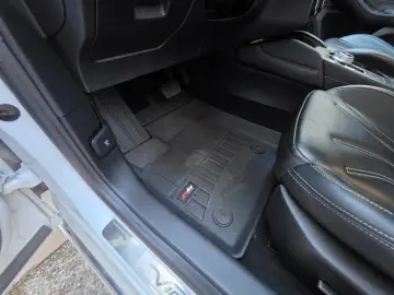 Ford Focus Vignale AUTOMAT LED Sync3 Keyless BLIS HUD