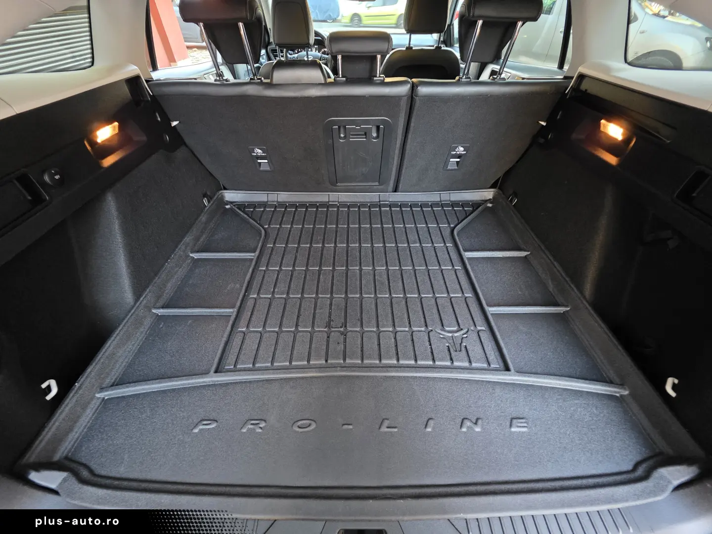 Ford Focus Vignale AUTOMAT LED Sync3 Keyless BLIS HUD