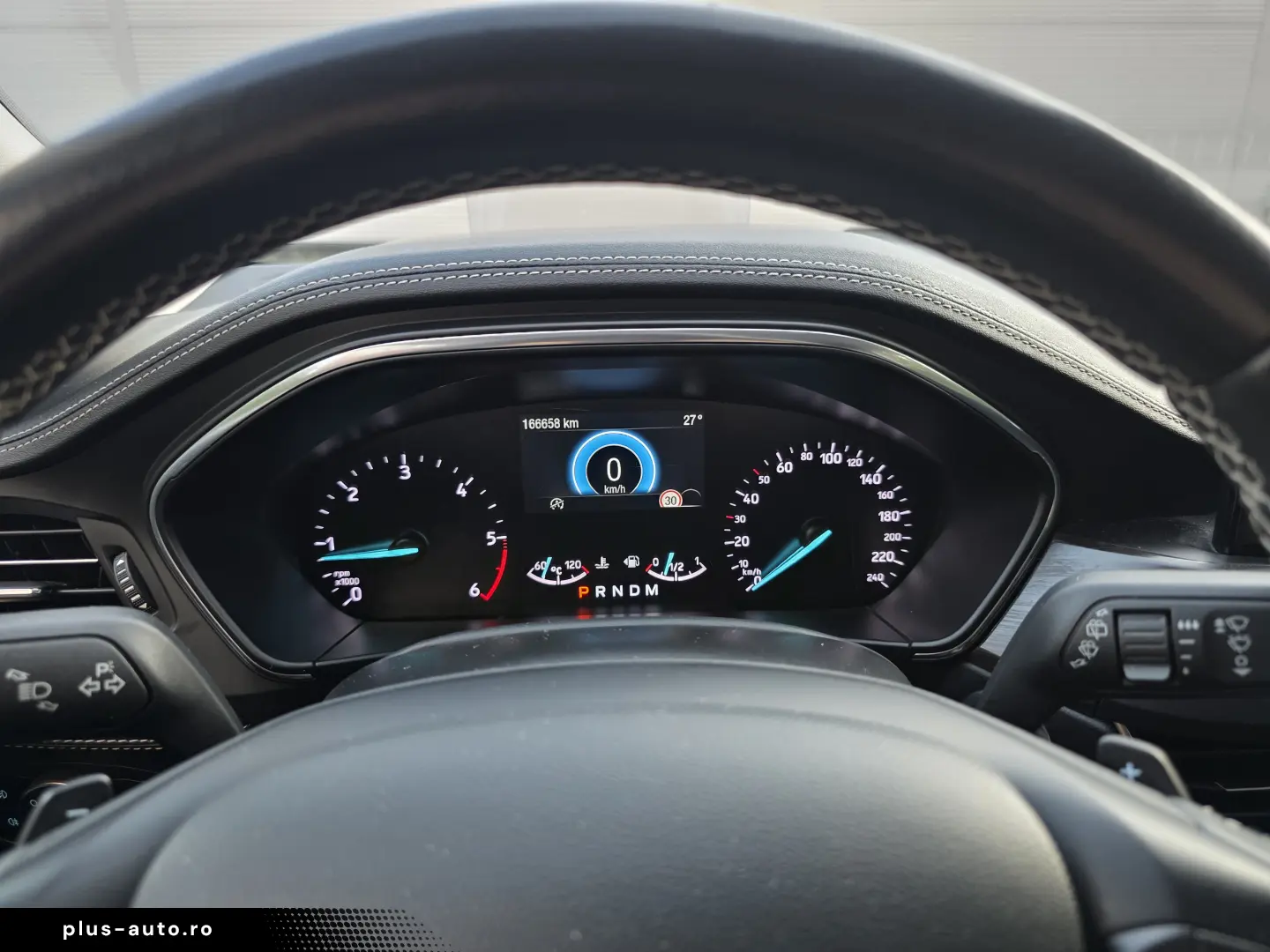 Ford Focus Vignale AUTOMAT LED Sync3 Keyless BLIS HUD
