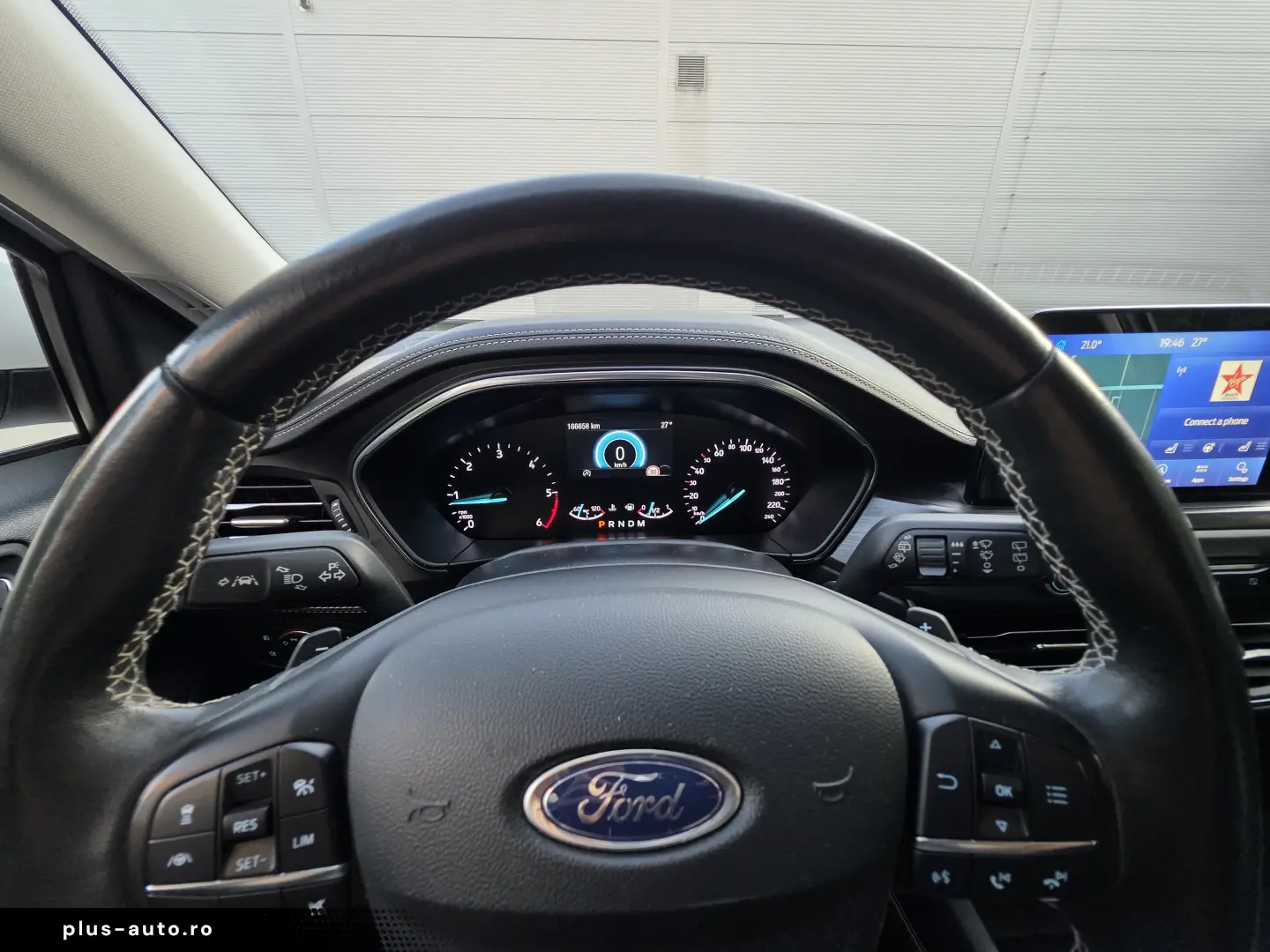 Ford Focus Vignale AUTOMAT LED Sync3 Keyless BLIS HUD