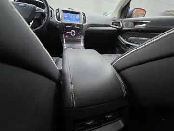 Ford Edge 2.0 TDCi EcoBlue Vignale 4x4  47.019km  AUTOMAT