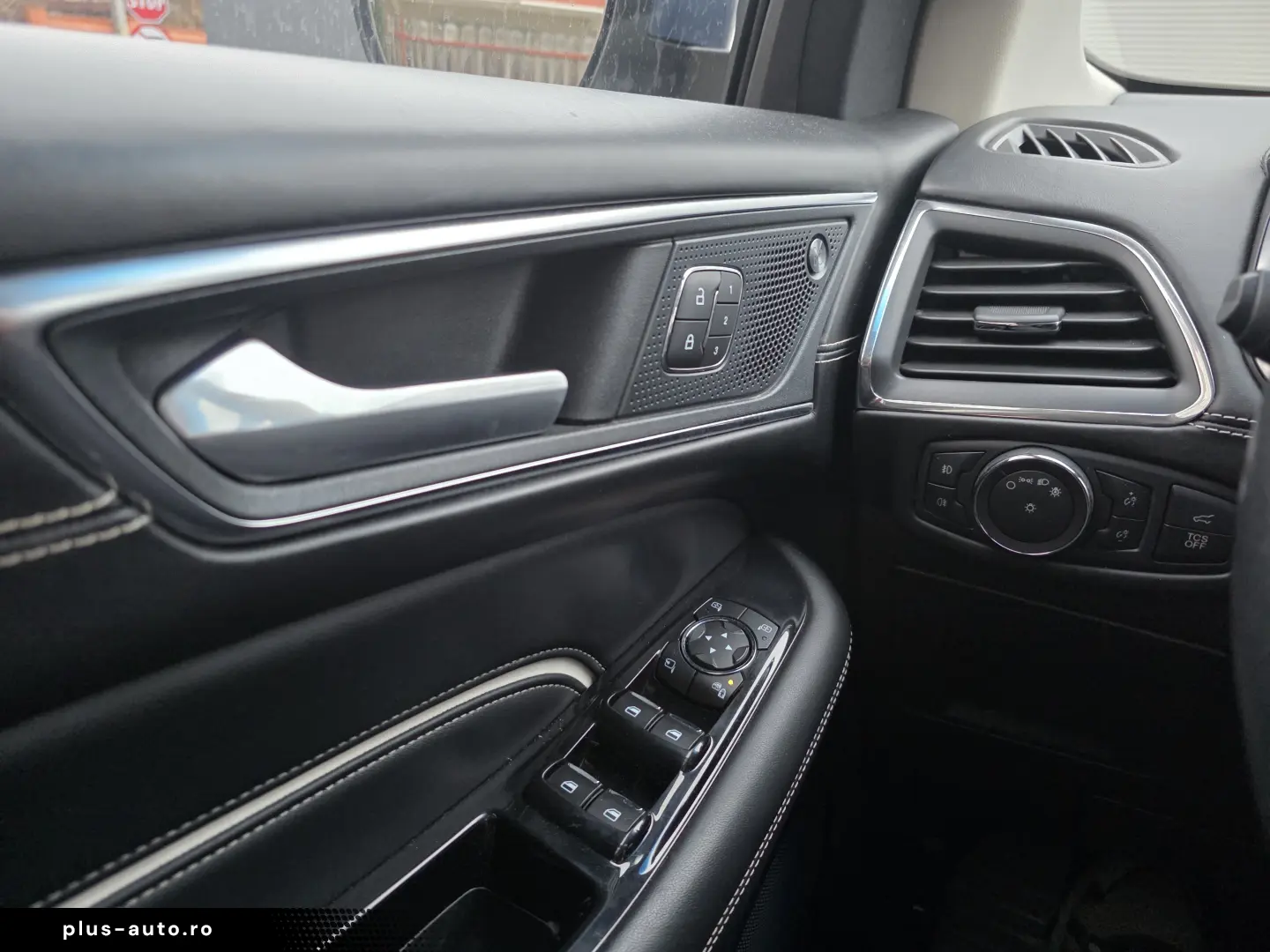 Ford Edge 2.0 TDCi EcoBlue Vignale 4x4  47.019km  AUTOMAT