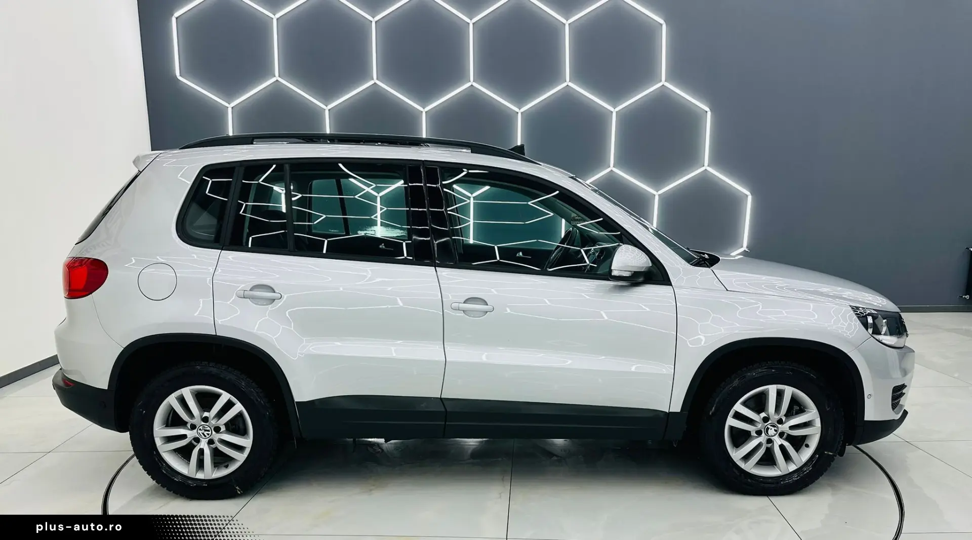 VOLKSWAGEN TIGUAN 2016 2.0D E6 Garantie 12 Luni Rate Avans 0