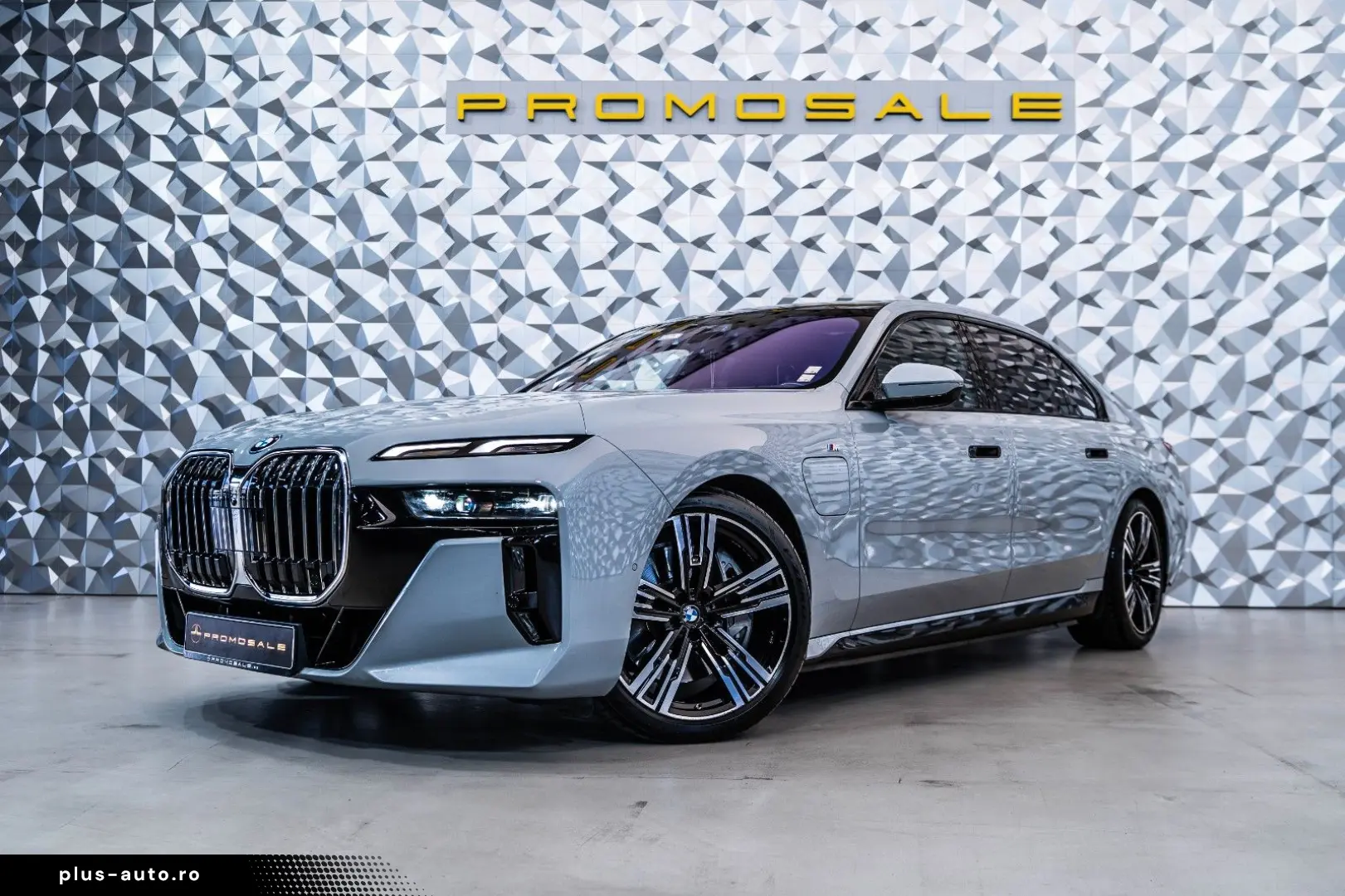 BMW 750  e xDrive Hybrid  Pano  Bowers&Wilkins