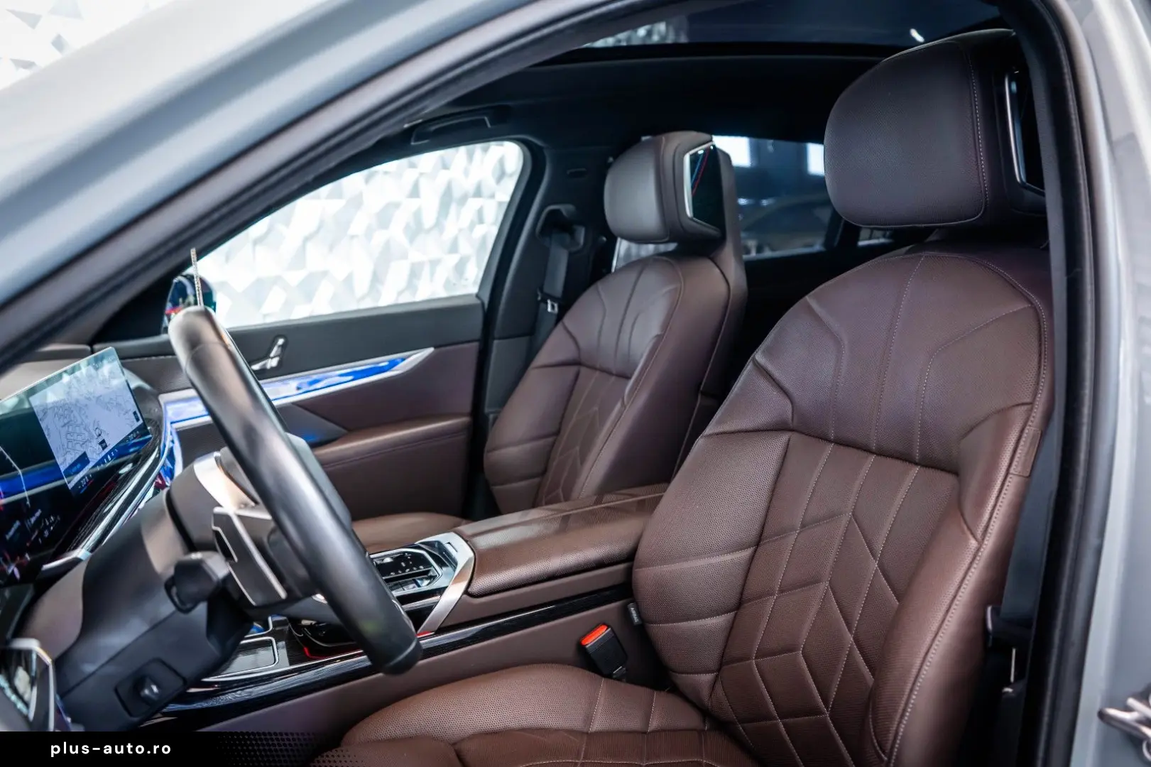 BMW 750  e xDrive Hybrid  Pano  Bowers&Wilkins