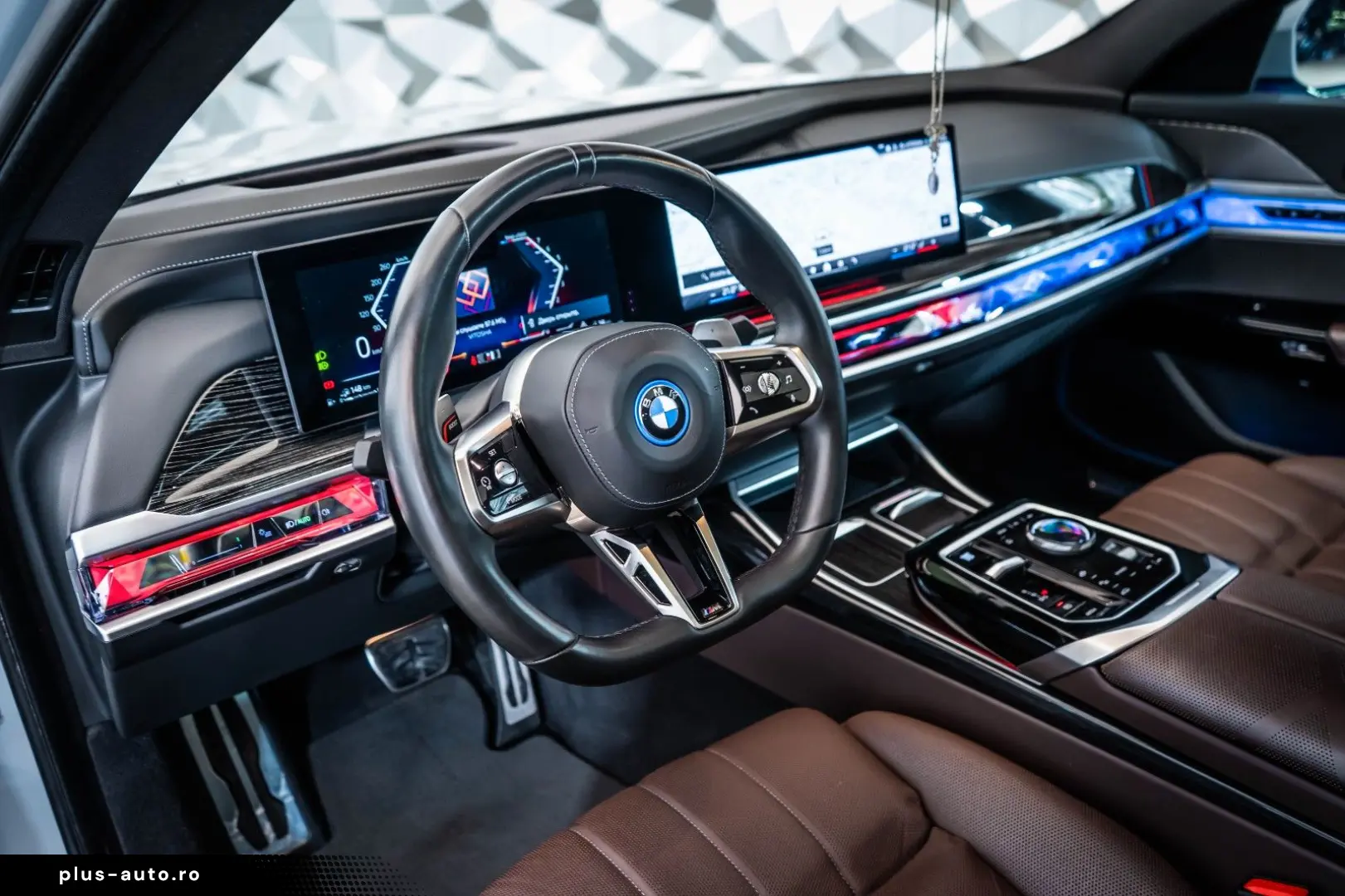 BMW 750  e xDrive Hybrid  Pano  Bowers&Wilkins