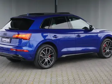 AUDI Q5 55 TFSI e quattro S line