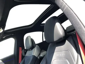 MERCEDES-BENZ AMG E 53 Hybrid 4MATIC AMG Superscreen Burm