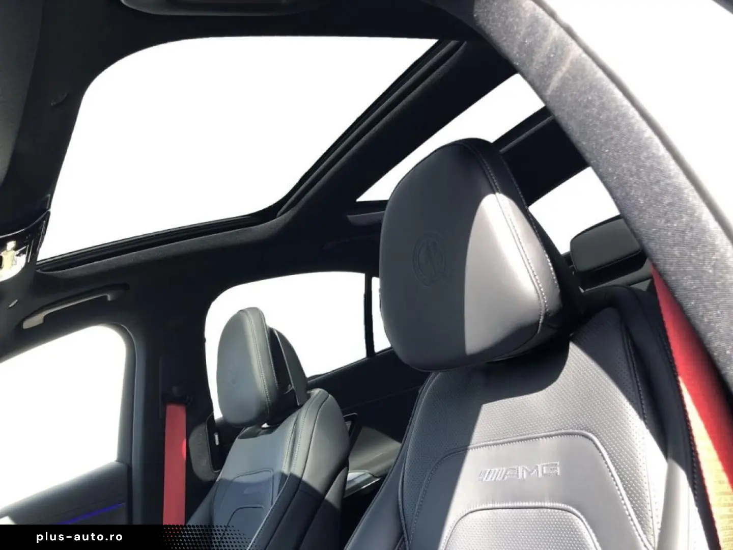 MERCEDES-BENZ AMG E 53 Hybrid 4MATIC AMG Superscreen Burm