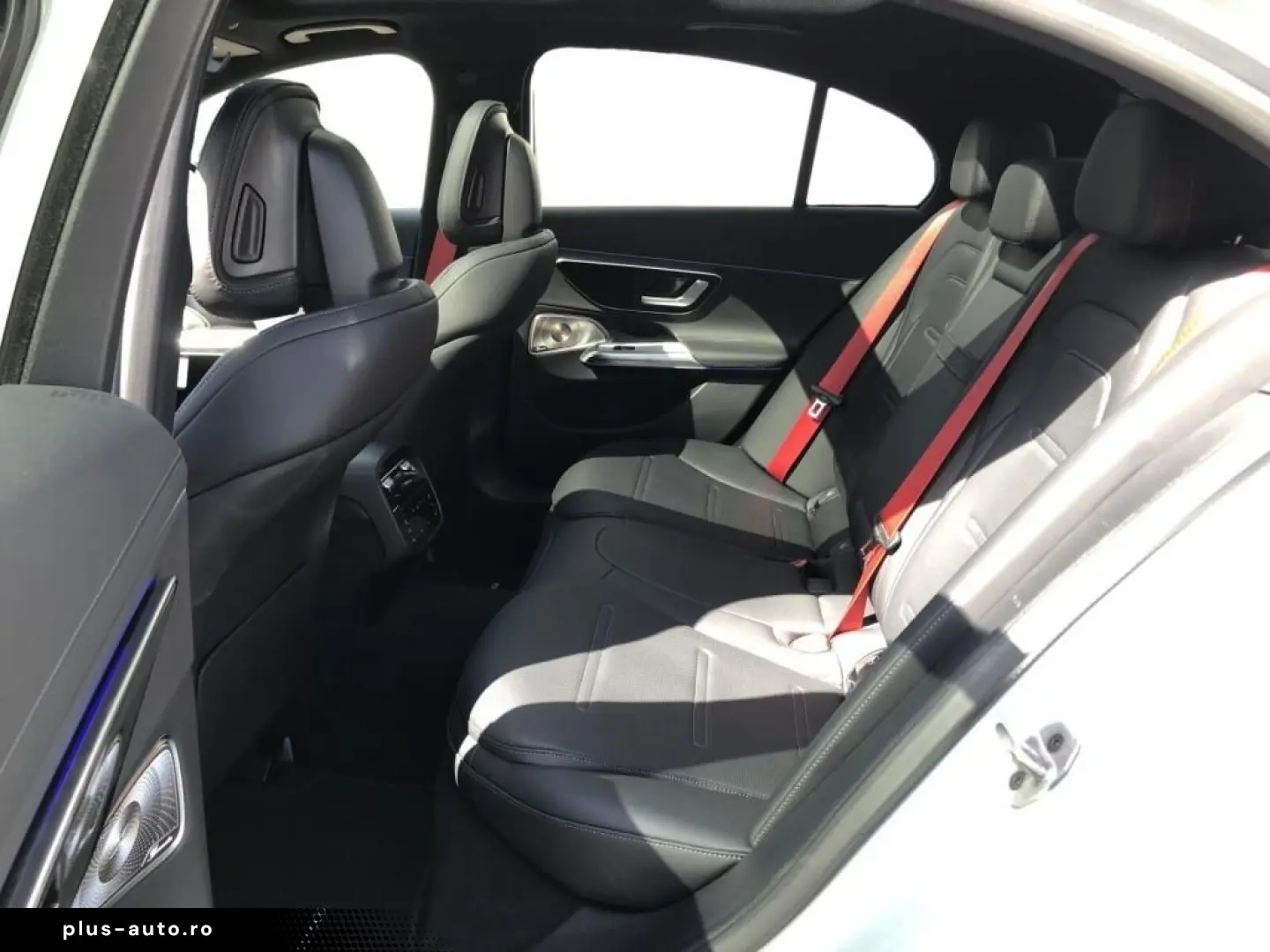 MERCEDES-BENZ AMG E 53 Hybrid 4MATIC AMG Superscreen Burm