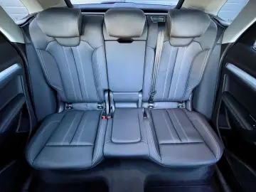 AUDI Q5 55 TFSI e quattro S line