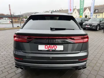 AUDI SQ8 4.0 TFSI quattro