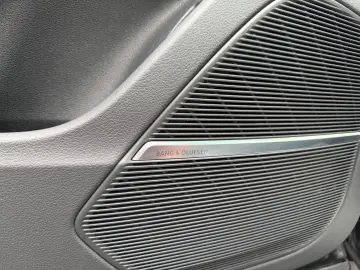 AUDI SQ8 4.0 TFSI quattro