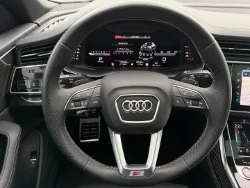AUDI SQ8 4.0 TFSI quattro