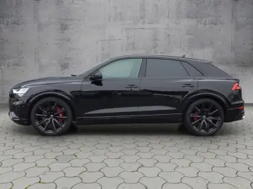 AUDI SQ8 4.0 TFSI quattro