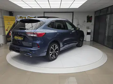 Ford Kuga Plug-in Hybrid ST-Line X