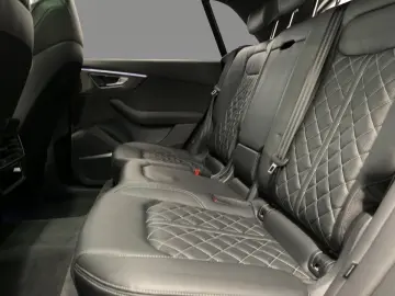 AUDI SQ8 TFSI tiptronic