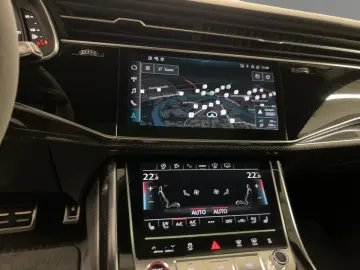 AUDI SQ8 TFSI tiptronic