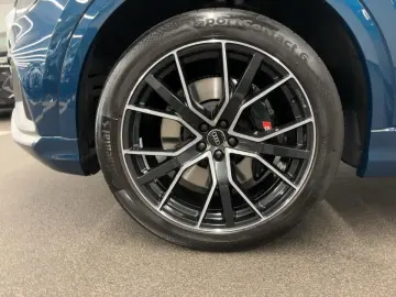AUDI SQ8 TFSI tiptronic