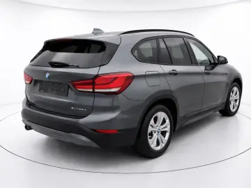 BMW X1 xDrive25e