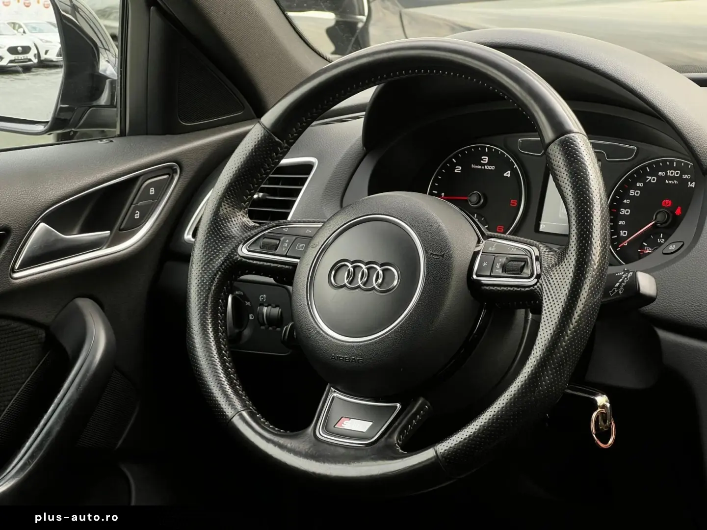 Audi Q3 Gen-8U-2012-2016