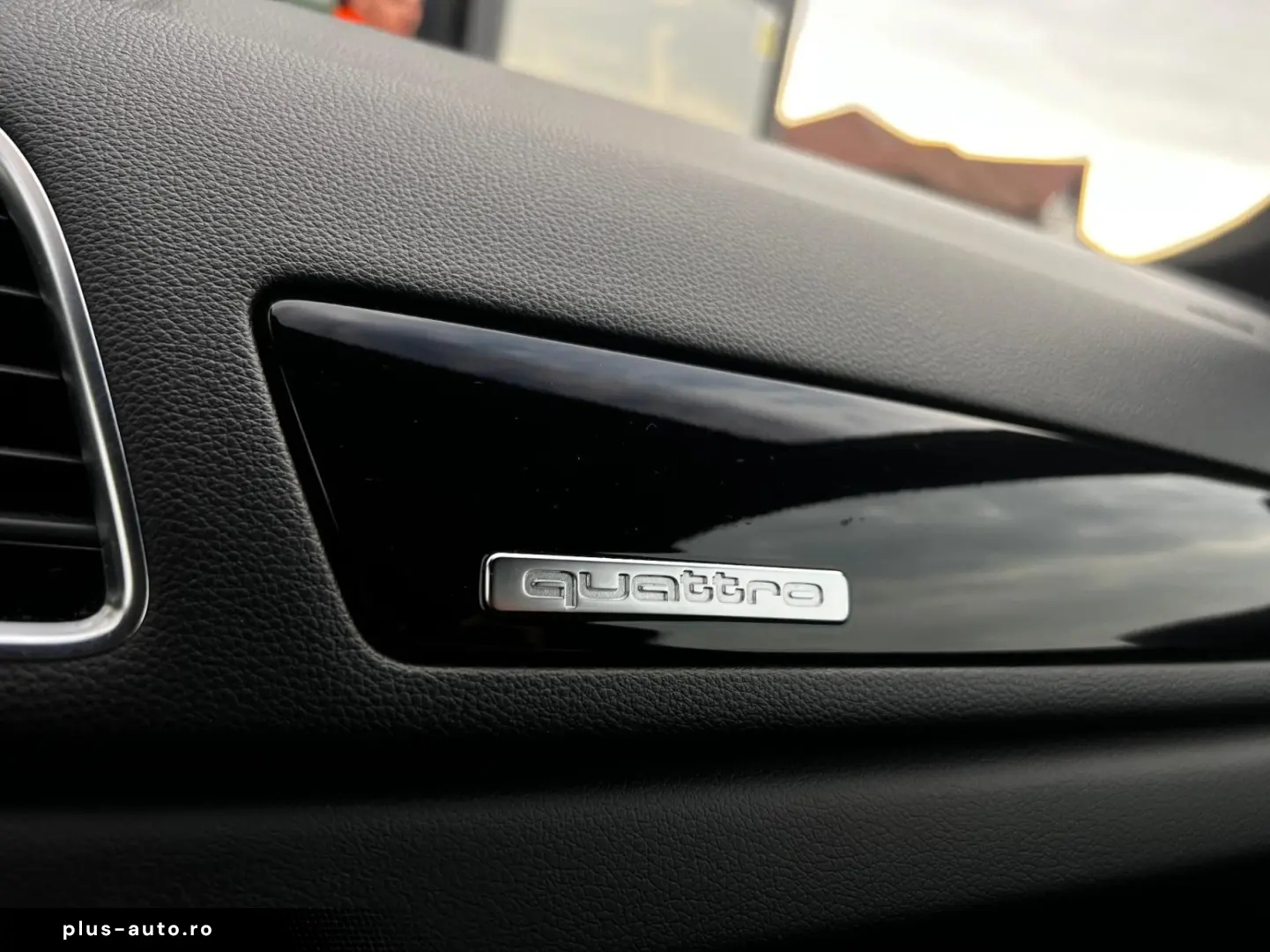 Audi Q3 Gen-8U-2012-2016