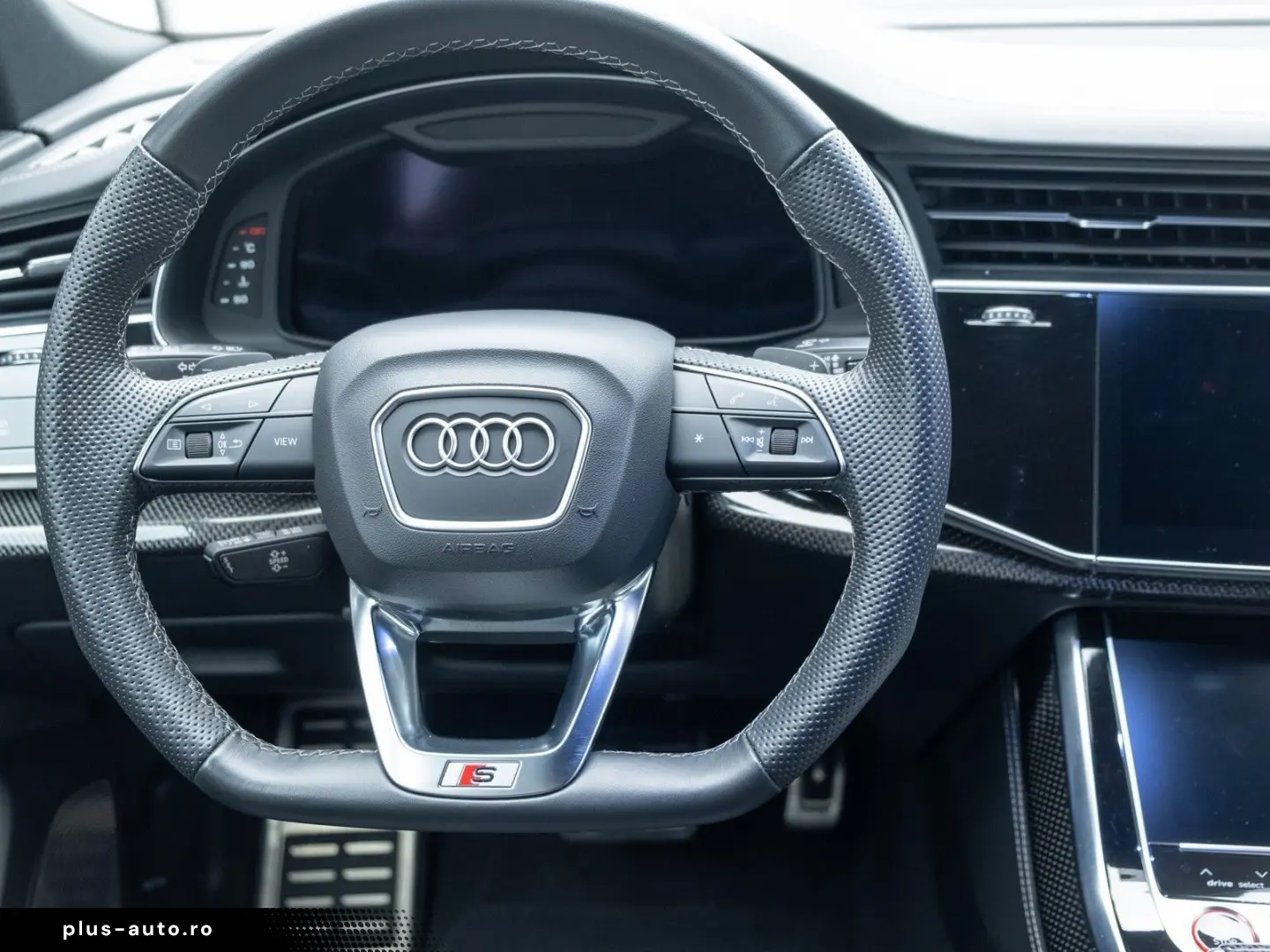 AUDI SQ8 4.0 TFSI COMPETITION
