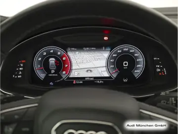 AUDI SQ8 TFSI Competition