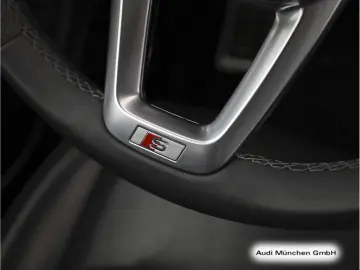 AUDI SQ8 TFSI Competition