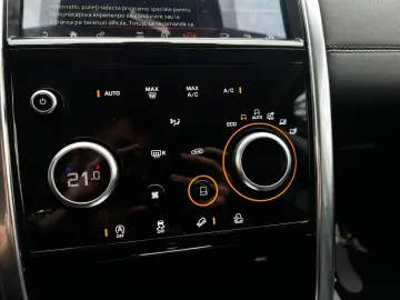 Land-Rover Discovery-Sport