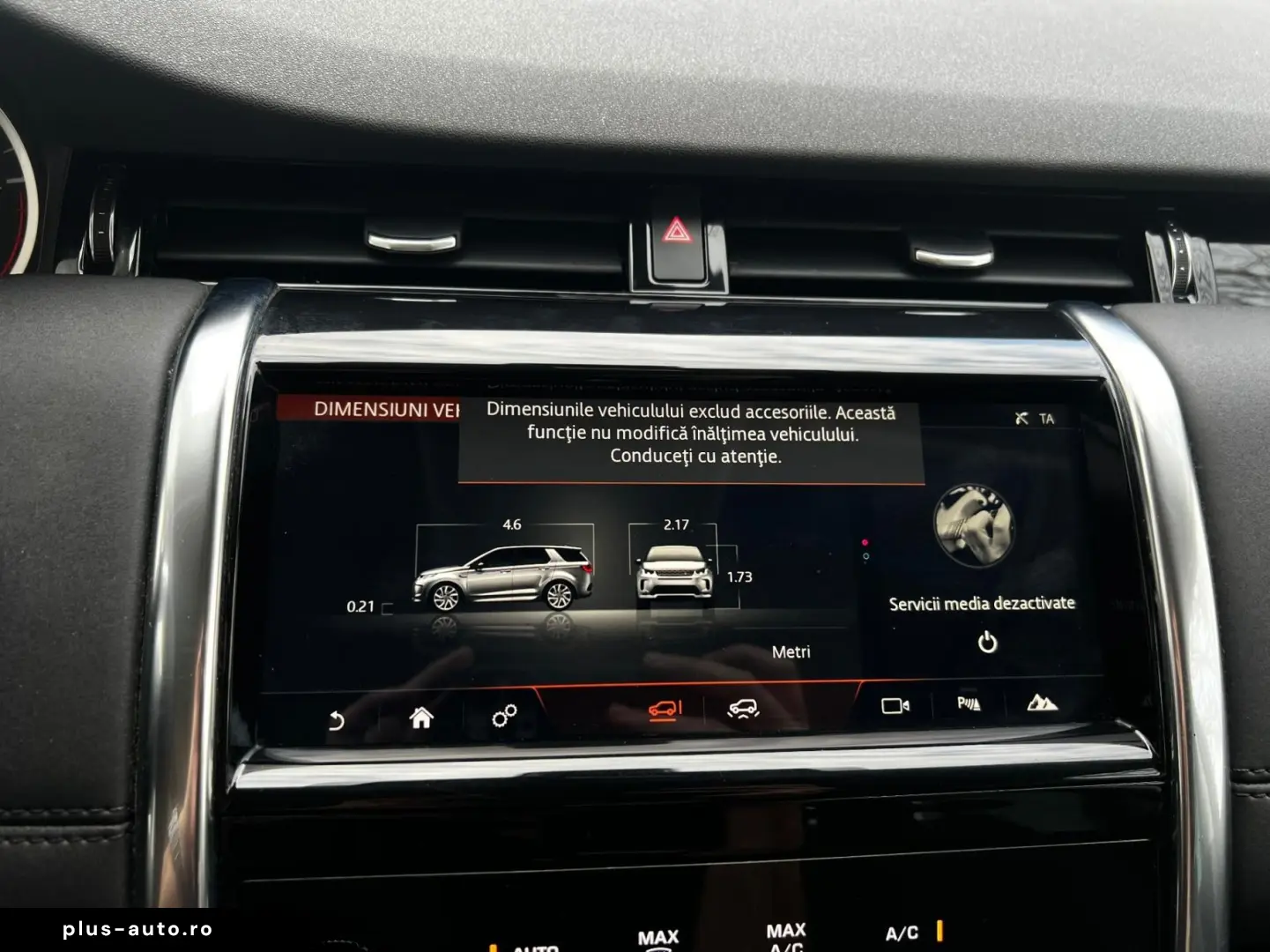 Land-Rover Discovery-Sport