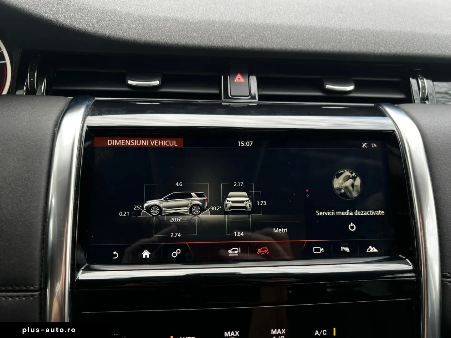 Land-Rover Discovery-Sport