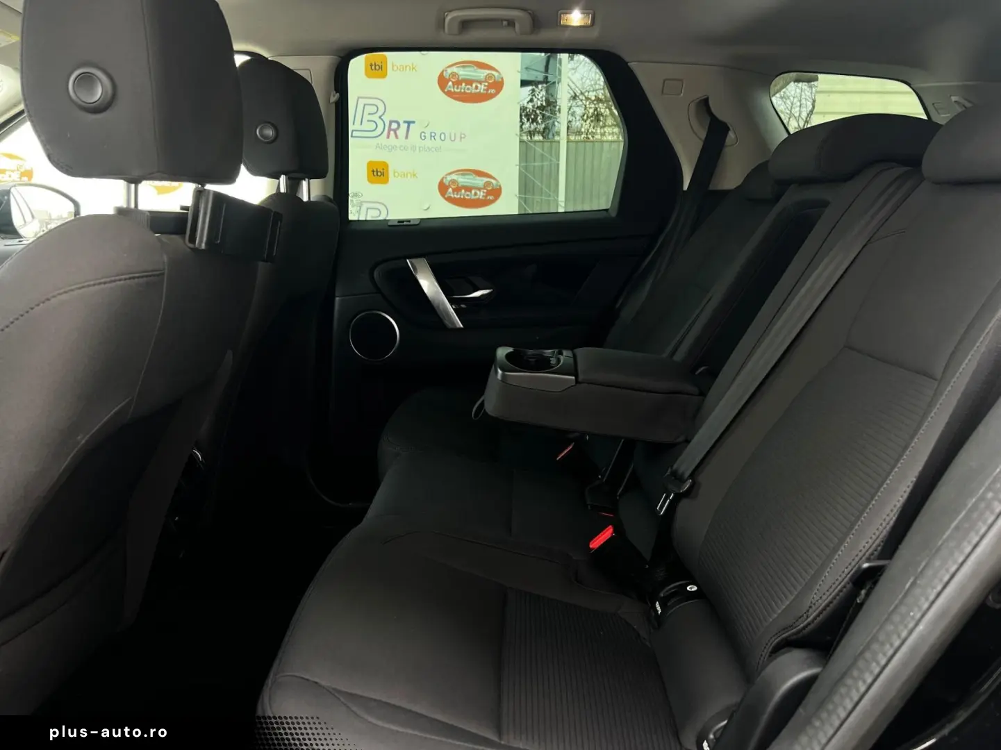 Land-Rover Discovery-Sport