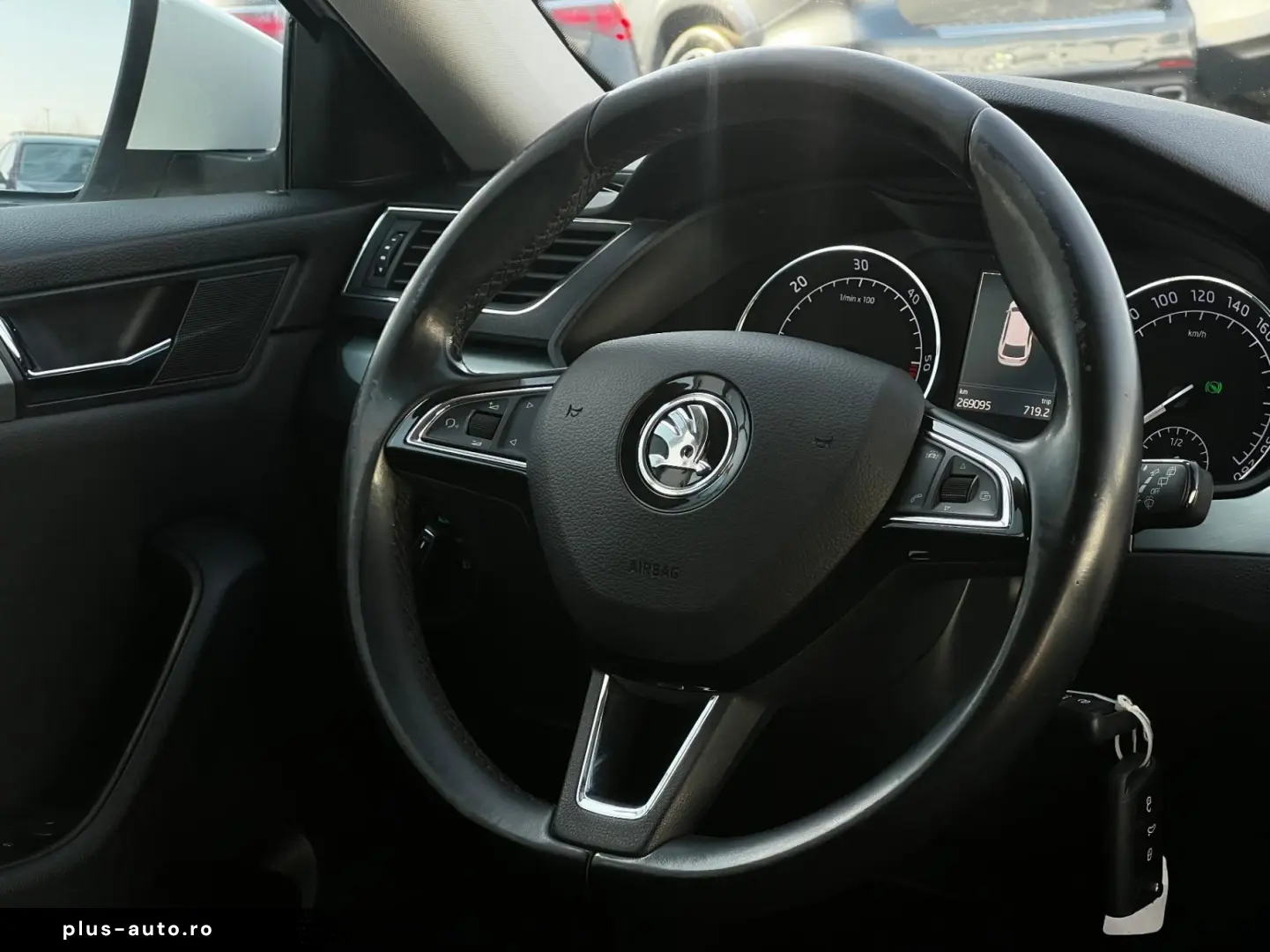 Skoda Superb Gen-Iii-2015