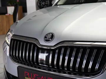 SKODA SUPERB AMBITION 2.0 TDI DSG