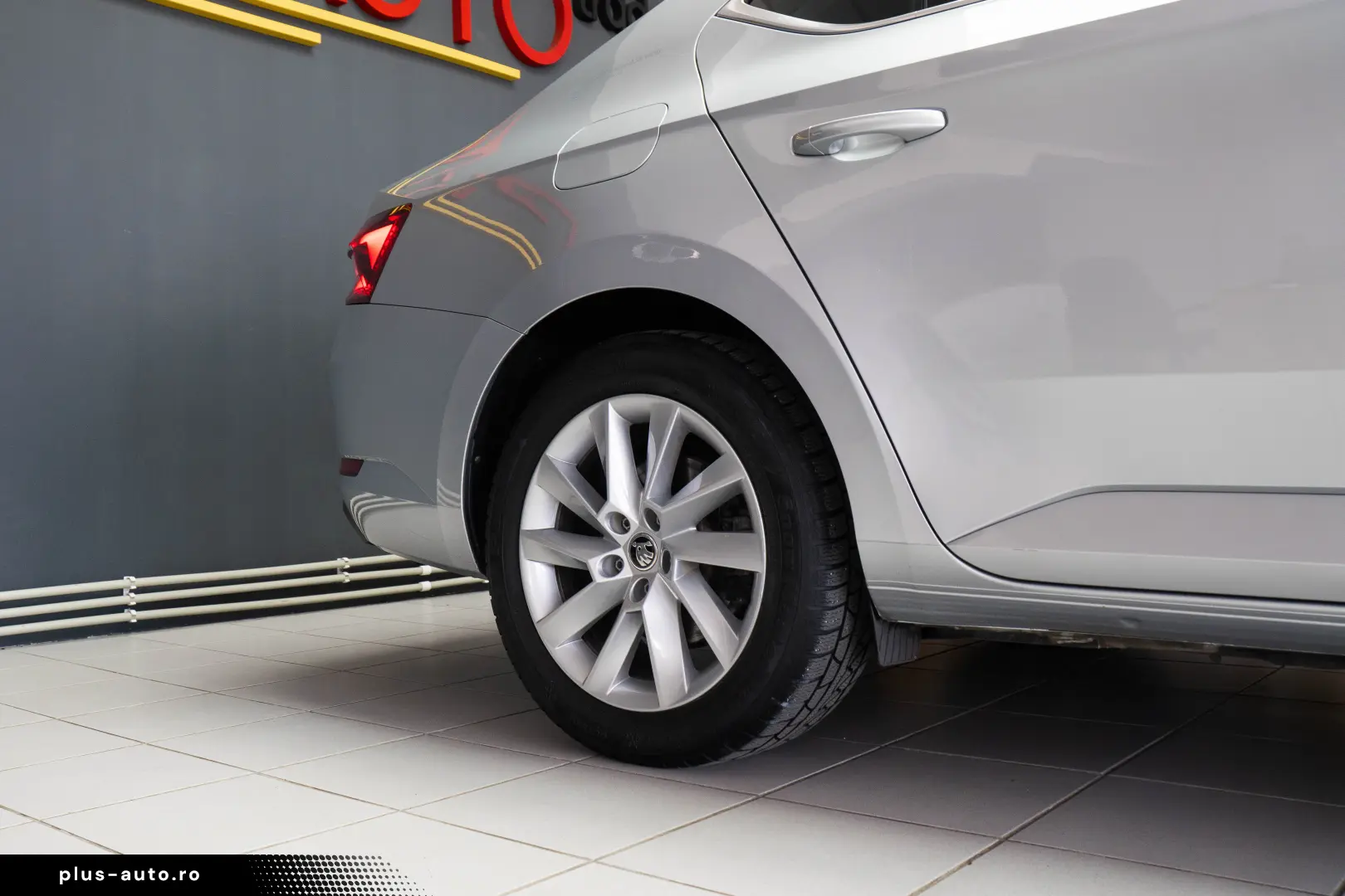 SKODA SUPERB AMBITION 2.0 TDI DSG