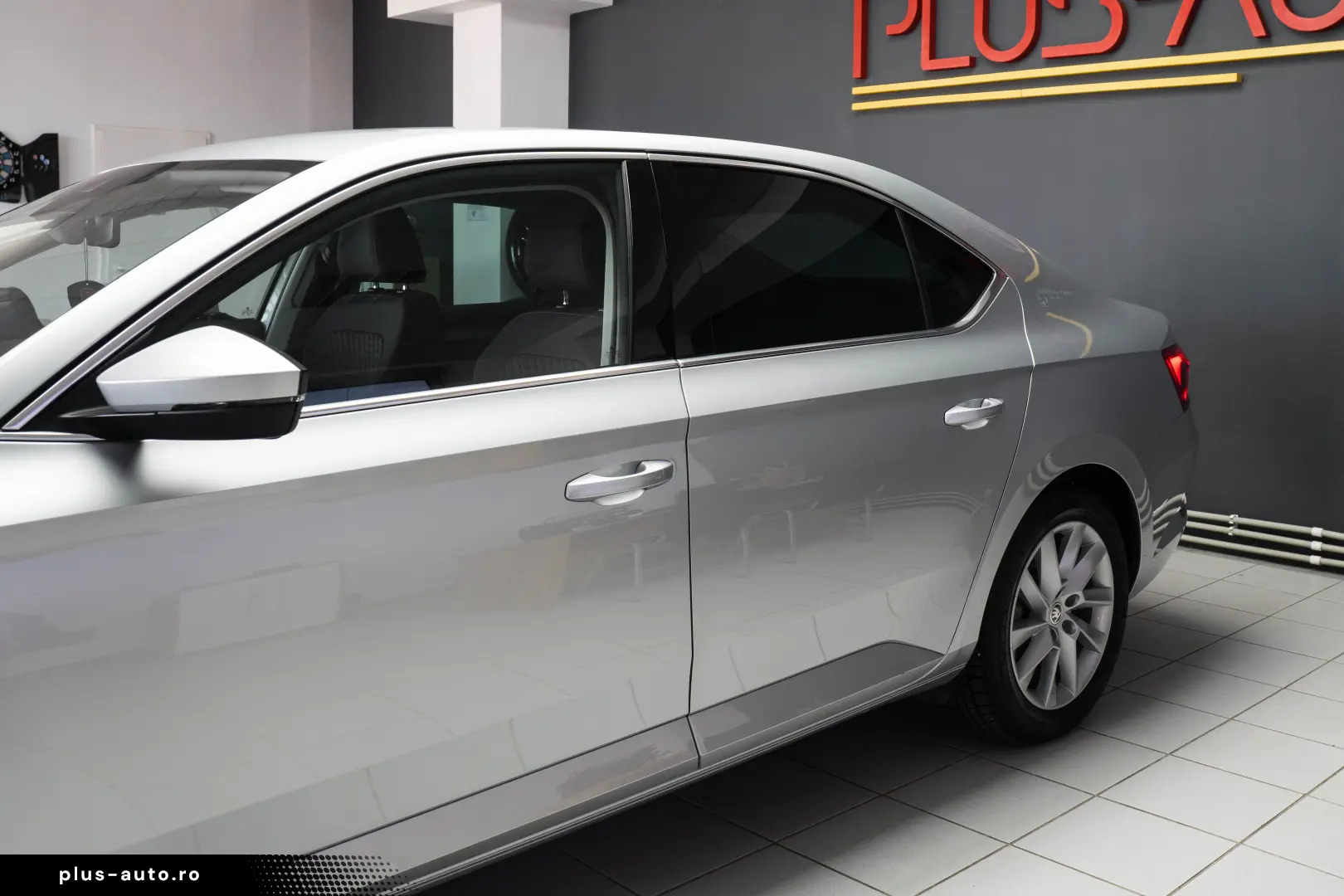 SKODA SUPERB AMBITION 2.0 TDI DSG