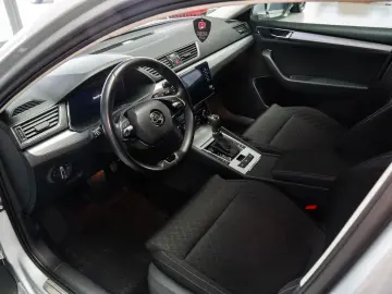 SKODA SUPERB AMBITION 2.0 TDI DSG