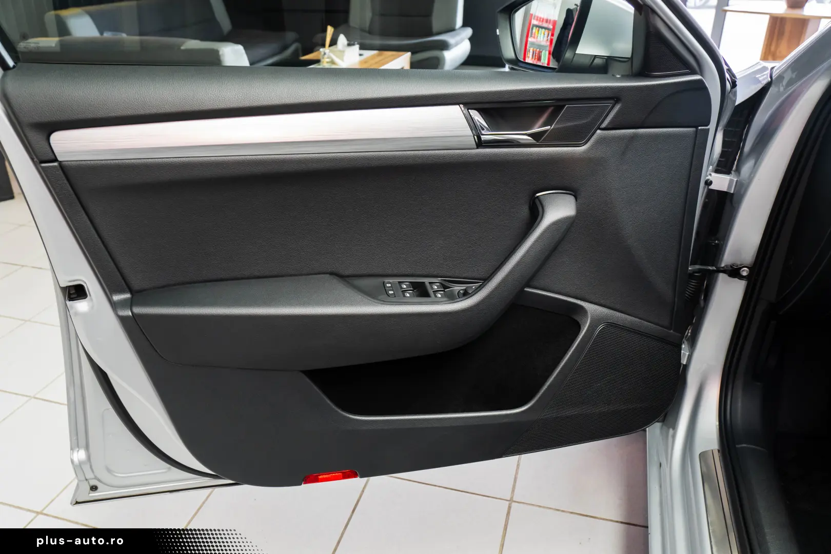 SKODA SUPERB AMBITION 2.0 TDI DSG