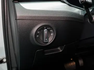 SKODA SUPERB AMBITION 2.0 TDI DSG