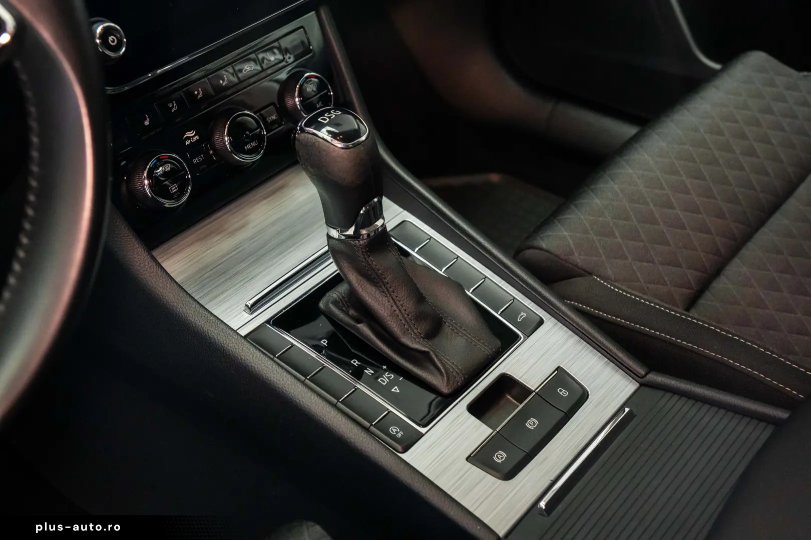 SKODA SUPERB AMBITION 2.0 TDI DSG