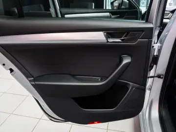 SKODA SUPERB AMBITION 2.0 TDI DSG