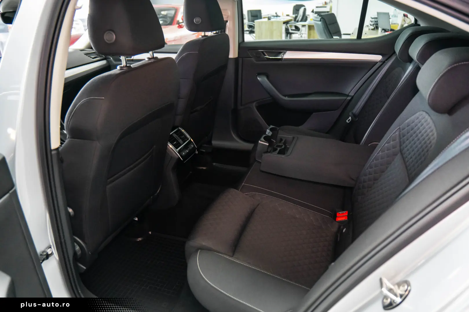 SKODA SUPERB AMBITION 2.0 TDI DSG