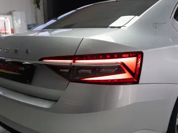 SKODA SUPERB AMBITION 2.0 TDI DSG