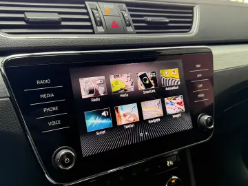 SKODA SUPERB AMBITION 2.0 TDI DSG