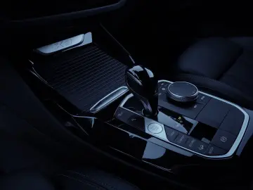 BMW X3 xDrive 20 d M Sport H&K KEYLESS R-KAM 20''